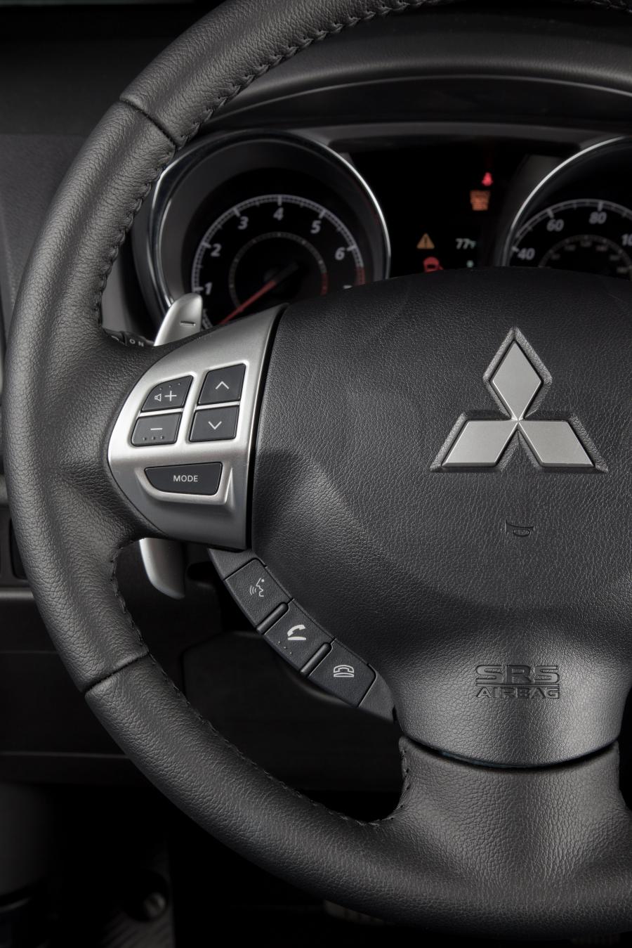  Mitsubishi Outlander Sport 2013 года  (фото 28 из 83)